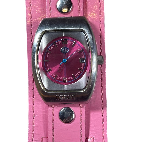 Rip Curl Pink Leather Cuff Watch - Y2K Vintage Style - Picture 2 of 4